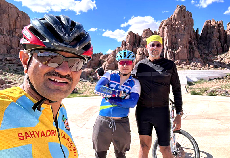 Cycling from steppe to Gobi and Central Mongolia cultural tour 2024